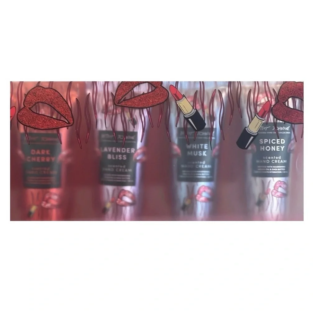 BETSEY JOHNSON 7 Piece Hand Cream Collection, NIP